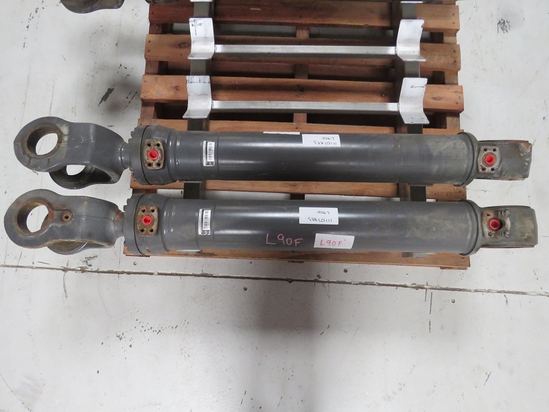 Hydraulic Lifting Ram for Volvo Loader | #11107853